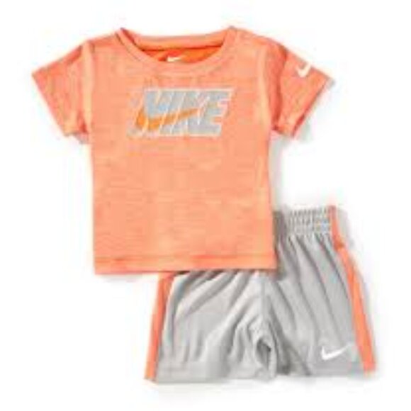 NWT Nike Boy Short Sleeve Athletic Outfit Set in Orange and Gray 3T - Picture 1 of 6